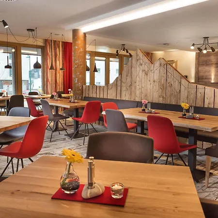 Centrum - Steinbock Апартаменты *