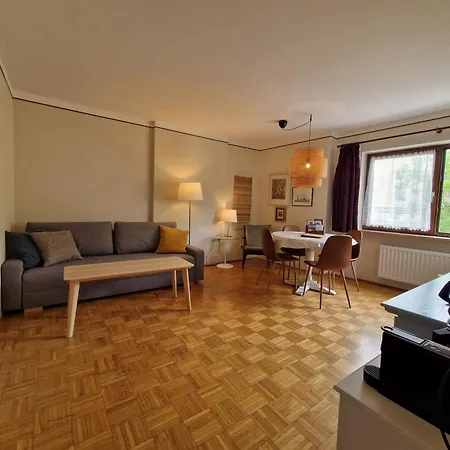 Centrum - Steinbock زيل أم سي